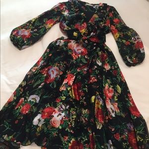 Alice & Olivia floral wrap dress size 8